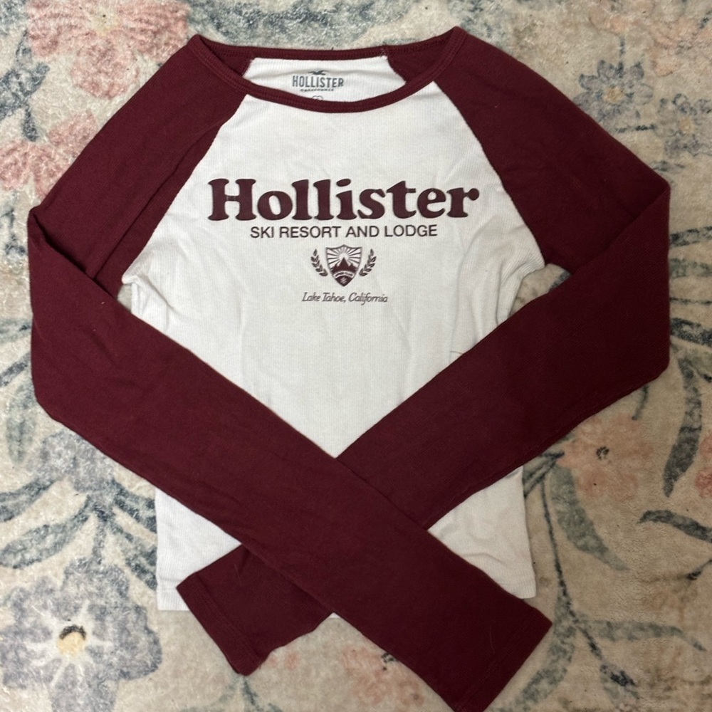 Hollister Burgundy and White Graphic Raglan Tee